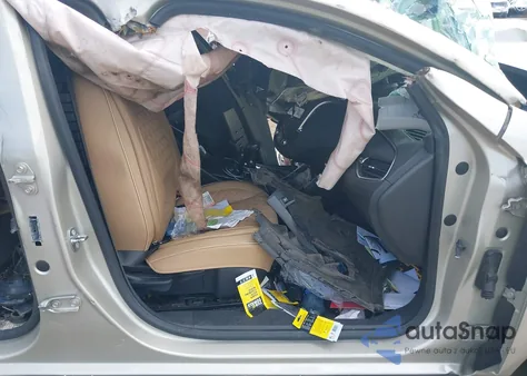 2016 Chevrolet Malibu 1Lt из США, поврежденный, VIN 1G1ZE5ST3GF228393